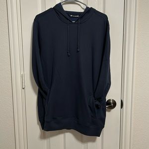 Travis Matthew long sleeve size M hoodie